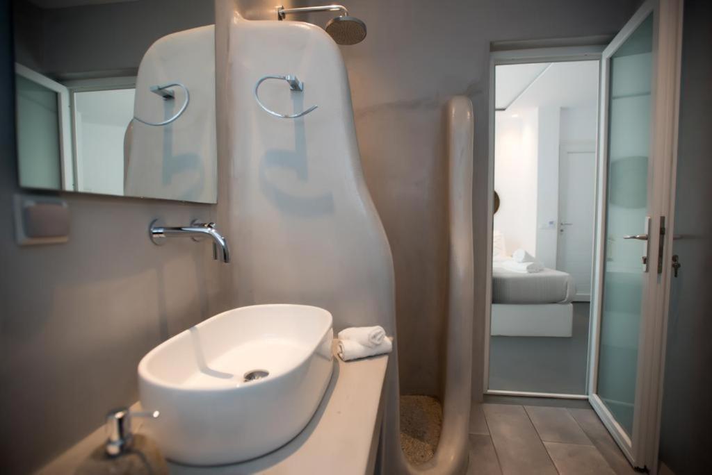 Jonaz Rooms & Suites Ornos (Mykonos) Buitenkant foto